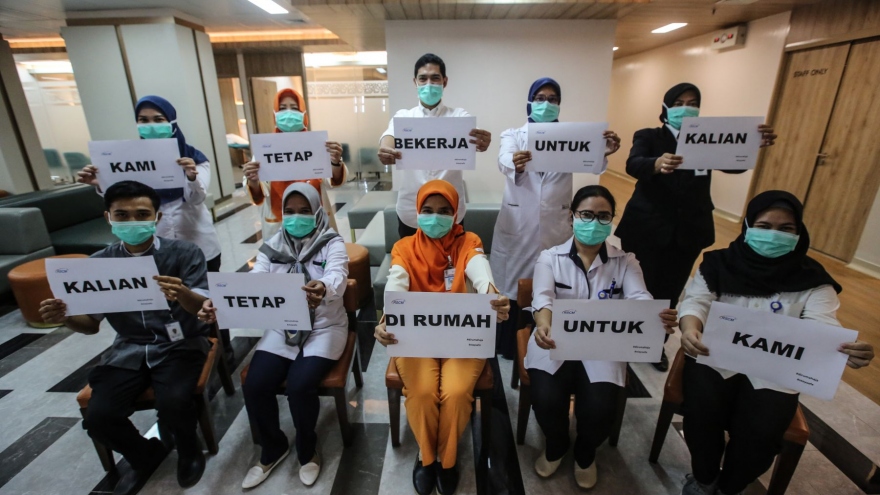 Indonesia thành lập nhóm đặc biệt theo dõi sức khỏe bác sĩ mắc Covid-19